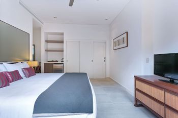 Private Sea Temple Studio 110 - St Kilda Accommodation 2