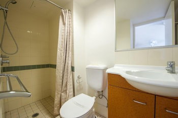 Shaftson - St Kilda Accommodation 3