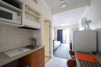 Shaftson - St Kilda Accommodation 4