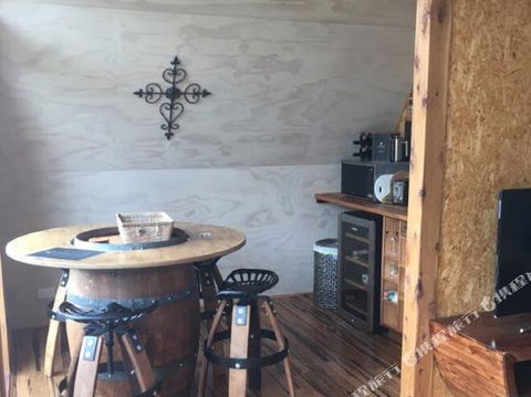 Bruny Island Accommodation 43 Degrees Beachside Studio Spa Apartments (1) - St Kilda Accommodation 5