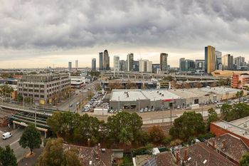 Stunning Harbour & City View Loft - St Kilda Accommodation 3