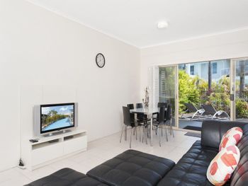 Sandy Point Road Unit 337 265 Pacific Blue - St Kilda Accommodation 1