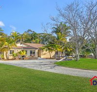 BEACHSIDE HIDEAWAY BONNY HILLS - St Kilda Accommodation
