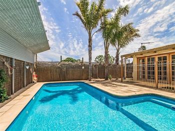 Hidden Oasis - St Kilda Accommodation 1