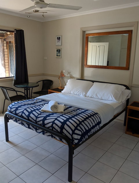 Woolshed Eco Lodge - St Kilda Accommodation 2