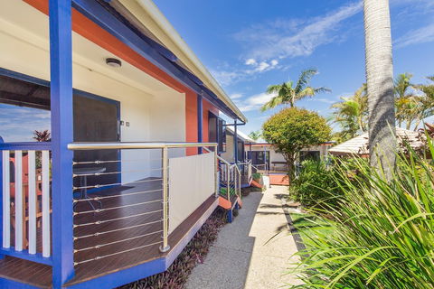 Clubyamba Beach Holiday Accommodation - Adults Only - St Kilda Accommodation 1