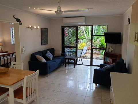Palms Trinity Beach - St Kilda Accommodation 1