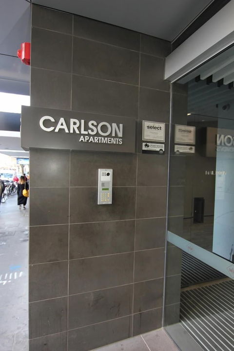 Carlson CBD Apartments - St Kilda Accommodation 1