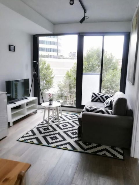 Carlson CBD Apartments - St Kilda Accommodation 3