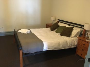 Albany Hotel - St Kilda Accommodation 3