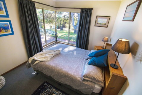 Jury Road Orchard - St Kilda Accommodation 6