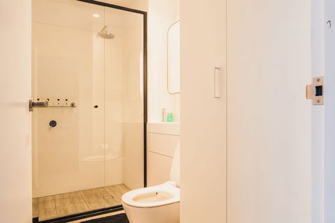 Victoria One Suites - St Kilda Accommodation 3