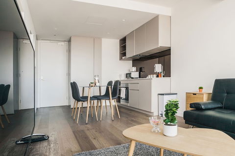 Victoria One Suites - St Kilda Accommodation 2