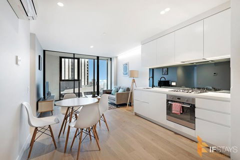 IFSuites (IFSTAYS) Light House Apartment - St Kilda Accommodation 3