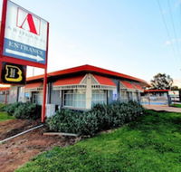 Ardeanal Motel West Wyalong - St Kilda Accommodation
