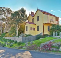 Two Story Bed  Breakfast - St Kilda Accommodation