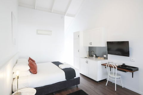 The Port O Call - St Kilda Accommodation 2