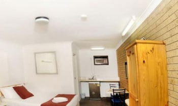 Annalee Motel Beaudesert - St Kilda Accommodation 6