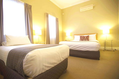 Globe Apartments - St Kilda Accommodation 6