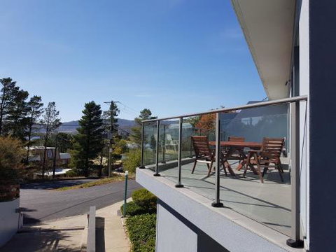 Summit 7 - St Kilda Accommodation 2