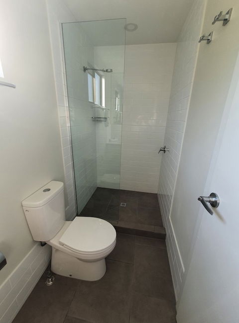 Alex Beach Cabins - St Kilda Accommodation 6