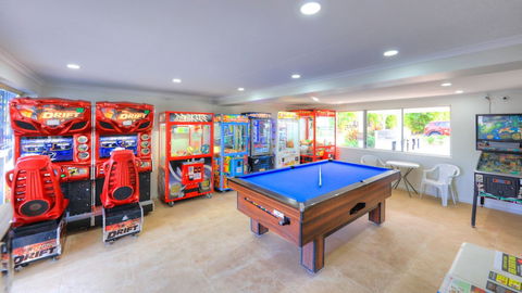 Alex Beach Cabins - St Kilda Accommodation 3