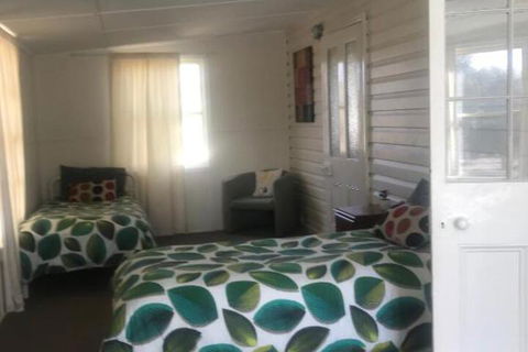 Trefolly Olive Cottage - St Kilda Accommodation 6