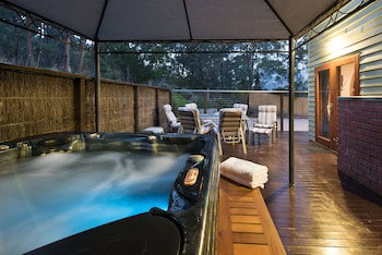 Abbott's Rest - St Kilda Accommodation 0