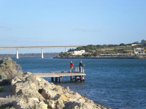 Port Bouvard Beach Holiday Home Mandurah - St Kilda Accommodation 5