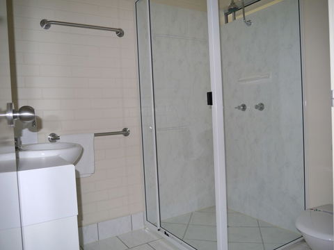 Emu Park Motel - St Kilda Accommodation 4