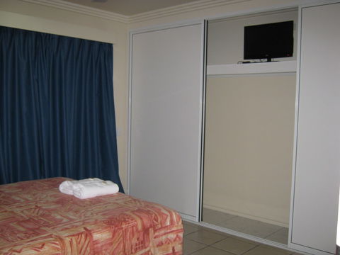 Emu Park Motel - St Kilda Accommodation 6