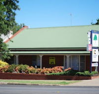 The Elms Motor Inn