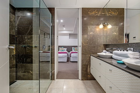 Sea Pearl Resort Mooloolaba - St Kilda Accommodation 4