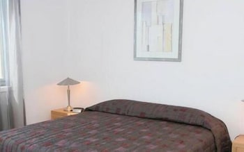 Beachside Apartments, Bonbeach - St Kilda Accommodation 2