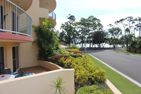 Alexander Beachfront Apartments - St Kilda Accommodation 6