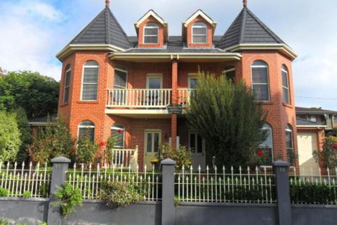 Stonecutters Inn - St Kilda Accommodation 0