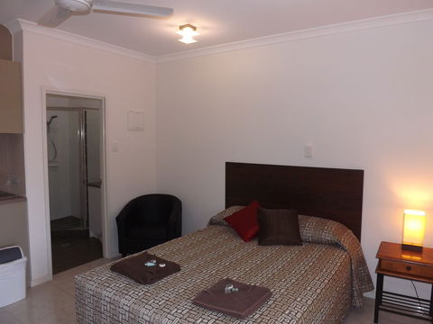 Derby Lodge - St Kilda Accommodation 5