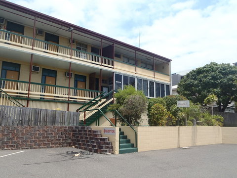 Harbour Lodge Motel Gladstone - St Kilda Accommodation 0