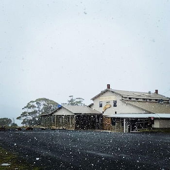 Great Lake Hotel - St Kilda Accommodation 2