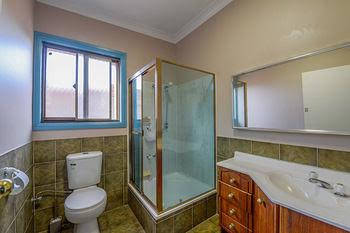 CBD Accommodation Tamworth - St Kilda Accommodation 4