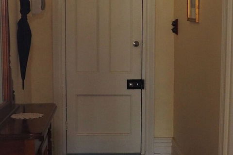 Cobblers Cottage B & B Accommodation - St Kilda Accommodation 2