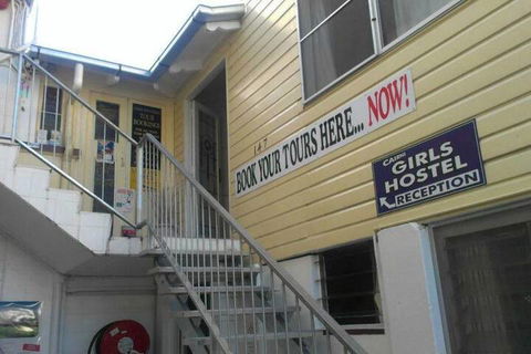 Cairns Girls Hostel - St Kilda Accommodation 2