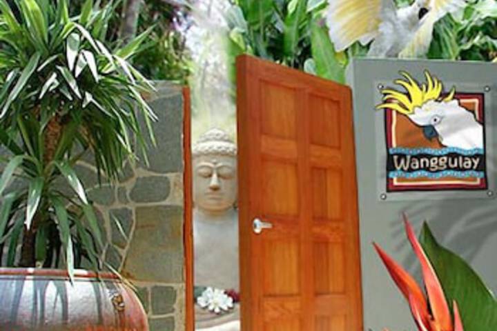 Kamerunga QLD St Kilda Accommodation