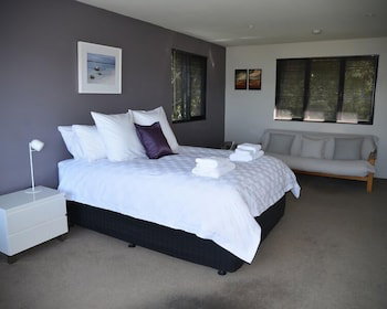 StudioAt10 - St Kilda Accommodation 1