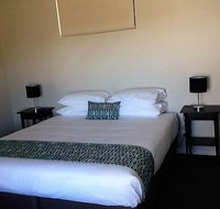 Neagles Retreat Villas - St Kilda Accommodation