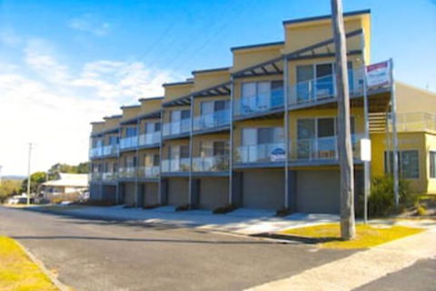 Seaspray Apartments - St Kilda Accommodation 0