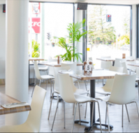 Mermaid Beach Tavern - St Kilda Accommodation