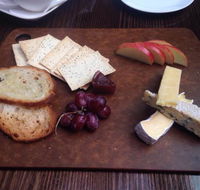 Wildwood Grill and Tavern - St Kilda Accommodation