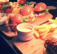 Simon's Waterfront - St Kilda Accommodation