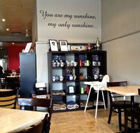 Lelleys - St Kilda Accommodation
